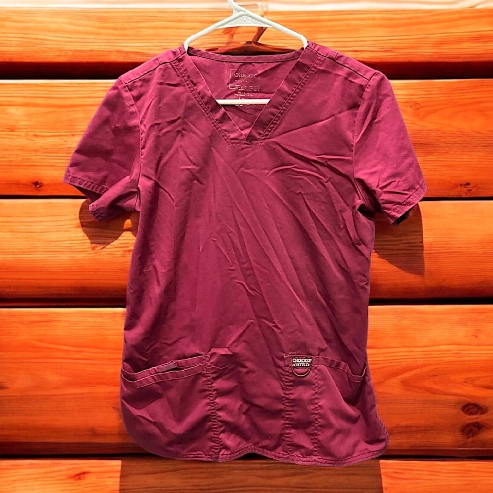 Cherokee Burgundy V-Neck Scrub Top SMALL with pockets